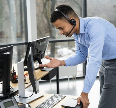 close-up-person-working-call-center